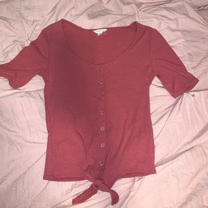 Women’s front tie shirt